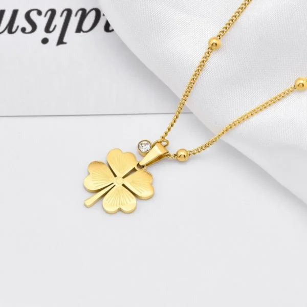 Clover leaf necklace - Image 5